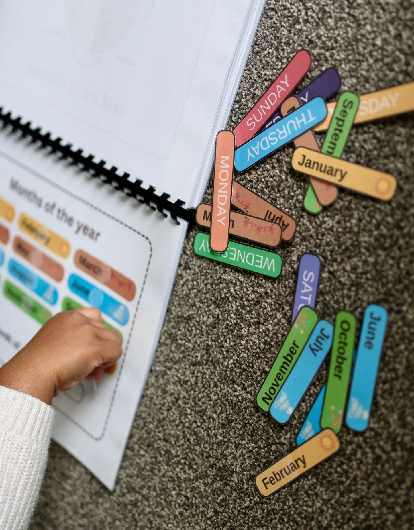 Busy Book Senior (4-6 years)